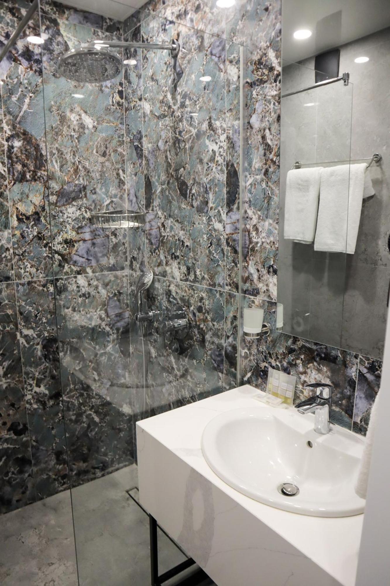 Atliman Beach Park Hotel Китен Экстерьер фото